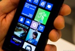 Sony đối đầu Nokia bằng điện thoại Windows Phone